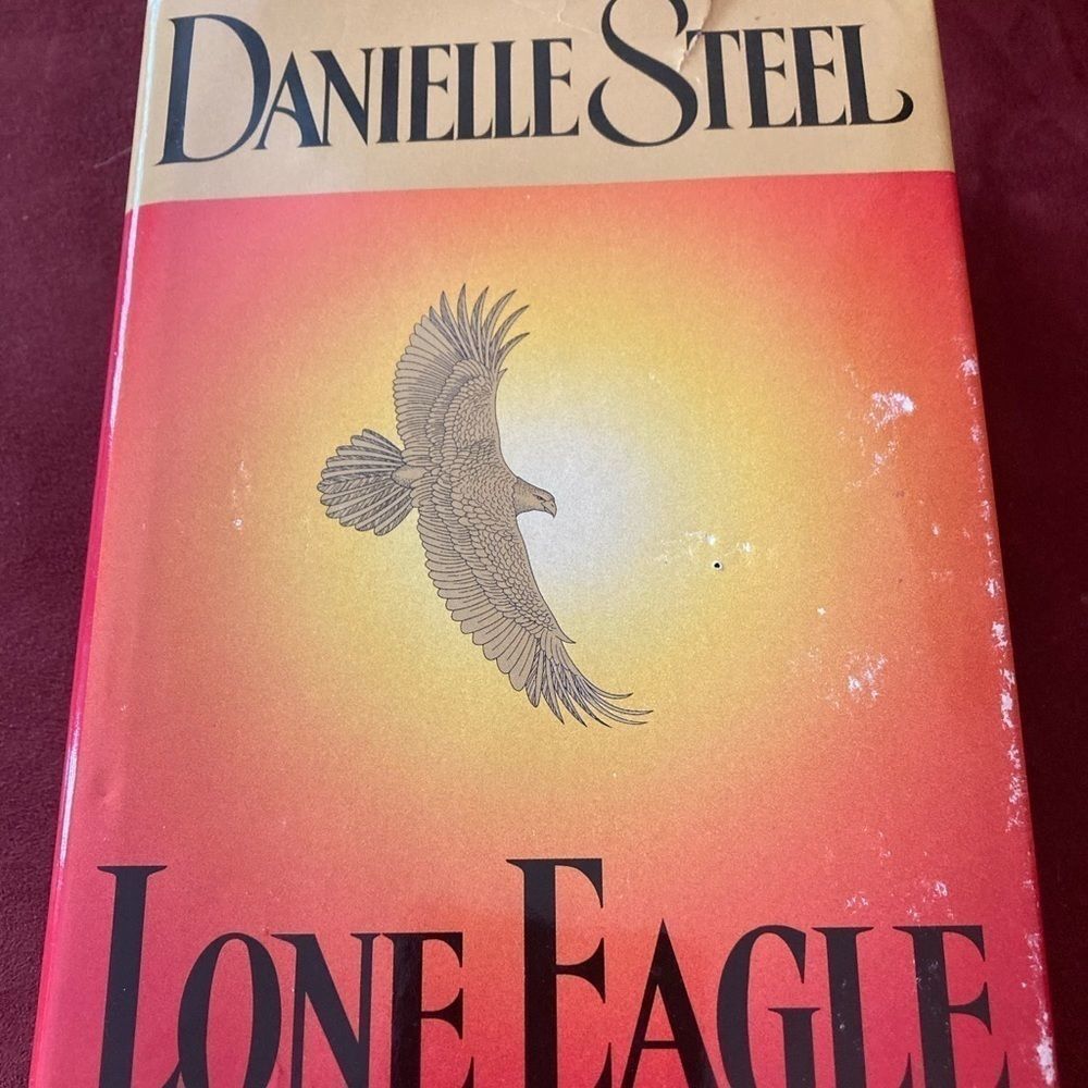 Danielle Steel Lone Eagle hardcover large font